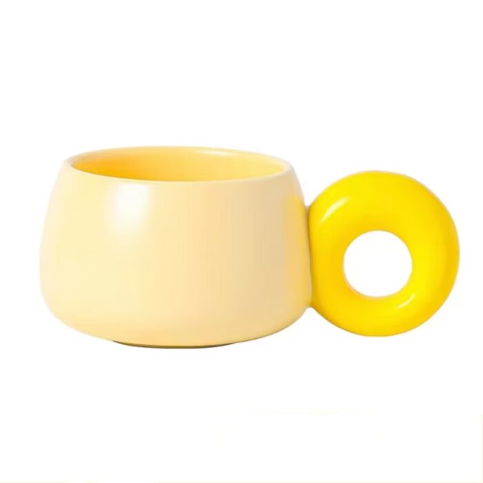 Ceramic cream coffee cup